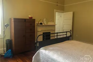 214 W Park Ave W, Savannah, GA 31401 - Photo 19