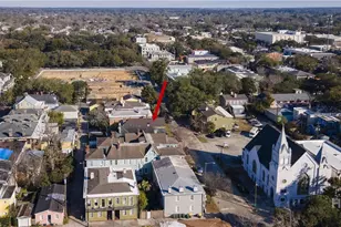 214 W Park Ave W, Savannah, GA 31401 - Photo 37