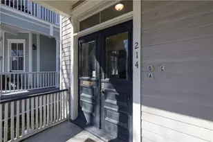 214 W Park Ave W, Savannah, GA 31401 - Photo 3