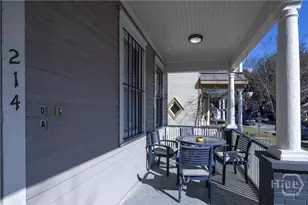 214 W Park Ave W, Savannah, GA 31401 - Photo 5