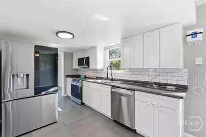 407 Willow Road, Savannah, GA 31419 - Photo 11