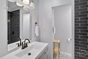 1923 Greenwood St, Savannah, GA 31404 - Photo 13
