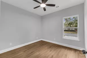 1207 E 71st St, Savannah, GA 31404 - Photo 13