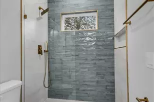 1207 E 71st St, Savannah, GA 31404 - Photo 25