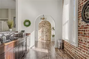 110 Barnard St, Savannah, GA 31401 - Photo 23