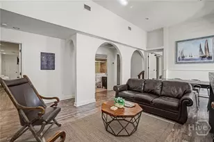 110 Barnard St, Savannah, GA 31401 - Photo 7