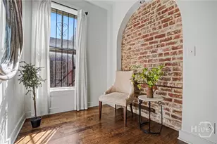 110 Barnard St, Savannah, GA 31401 - Photo 27