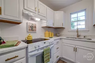 524 Nicoll St, Savannah, GA 31401 - Photo 19