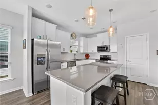 205 Flagler Dr, Savannah, GA 31419 - Photo 11