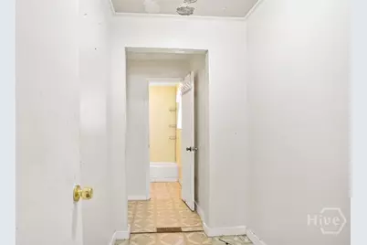 2223 N Fernwood Court, Savannah, GA 31404 - Photo 17