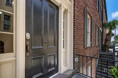 25 E York, Savannah, GA 31401 - Photo 3