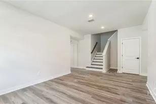 164 Mage St, Savannah, GA 31302 - Photo 7