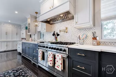 37 E 50th Street, Savannah, GA 31405 - Photo 23