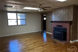 127 Laurel St, Richmond Hill, GA 31324 - Photo 3