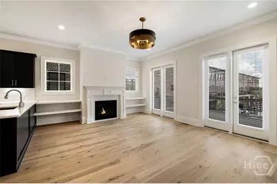 354 Eastern Wharf Avenue, Savannah, GA 31401 - Photo 5