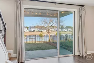 230 Lake Lily Dr, Richmond Hill, GA 31324 - Photo 9