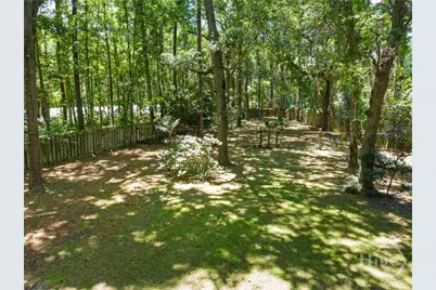 9 W Coquena Circle, Savannah, GA 31410 - Photo 35
