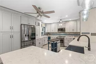 9 W Coquena Cir, Savannah, GA 31410 - Photo 9