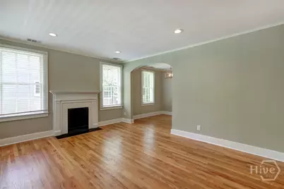 416 E 61st Street, Savannah, GA 31405 - Photo 9