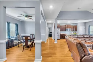 128 Vale Loop, Savannah, GA 31405 - Photo 5