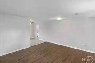 476 Elm St, Hinesville, GA 31313 - Photo 5