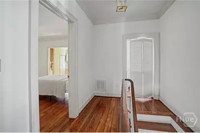 221 E Charlton Street, Savannah, GA 31401 - Photo 25