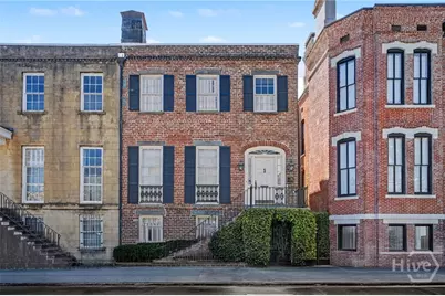 221 E Charlton Street, Savannah, GA 31401 - Photo 1