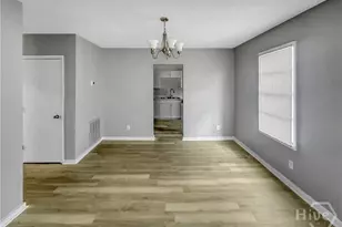 1402 New Castle St, Savannah, GA 31415 - Photo 5