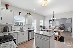 878 Fairview Cir, Hinesville, GA 31313 - Photo 19