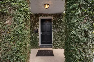 512 Tattnall St, Savannah, GA 31401 - Photo 7
