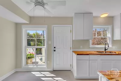 501 E Broughton Street, Savannah, GA 31401 - Photo 13