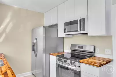 501 E Broughton Street, Savannah, GA 31401 - Photo 15