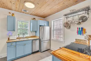 531 E 31st St, Savannah, GA 31401 - Photo 13