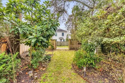 531 E 31st Street, Savannah, GA 31401 - Photo 39