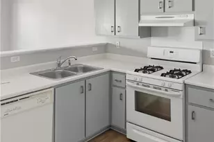 135 Hunt Club Ct, Savannah, GA 31406 - Photo 5