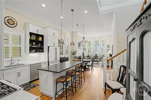 406 E Park Ave, Savannah, GA 31401 - Photo 15