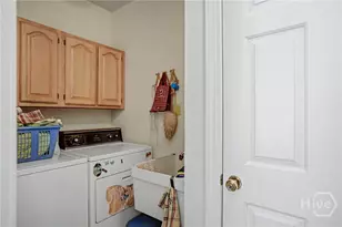 2 McEachern Ct, Savannah, GA 31411 - Photo 13