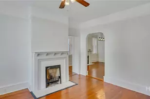 923 E Park Ave, Savannah, GA 31401 - Photo 17