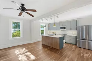 1014 Wilmington Island Rd, Savannah, GA 31410 - Photo 11
