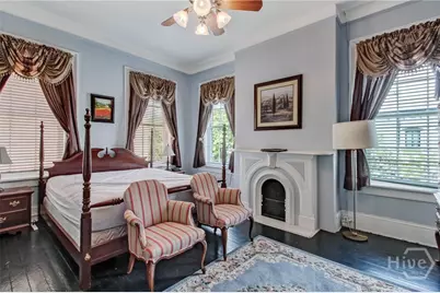 132 E Oglethorpe Avenue, Savannah, GA 31401 - Photo 21