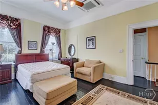 132 E Oglethorpe Ave, Savannah, GA 31401 - Photo 25