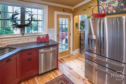 528 E Jones Street, Savannah, GA 31401 - Photo 21