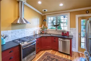 528 E Jones St, Savannah, GA 31401 - Photo 15