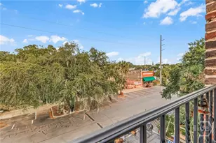 107 Broad St, Darien, GA 31305 - Photo 31