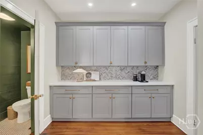 208 E 48th Street, Savannah, GA 31405 - Photo 19