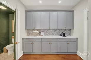 208 E 48th St, Savannah, GA 31405 - Photo 19