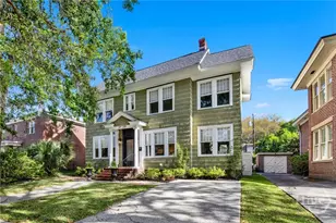 208 E 48th St, Savannah, GA 31405 - Photo 3