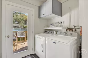 208 E 48th St, Savannah, GA 31405 - Photo 23