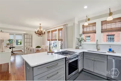 208 E 48th Street, Savannah, GA 31405 - Photo 17