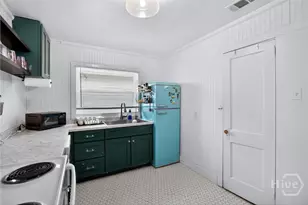 716 W 46th St, Savannah, GA 31405 - Photo 9